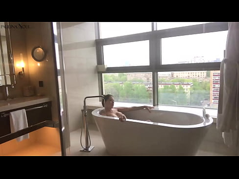 ❤️ Pitikek mezin Bi dilgermî pizika xwe di serşokê de dihejîne ️ Sluts li porno ku.banglablog.top ❌❤